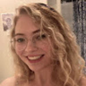 Meet your Posher, Mia